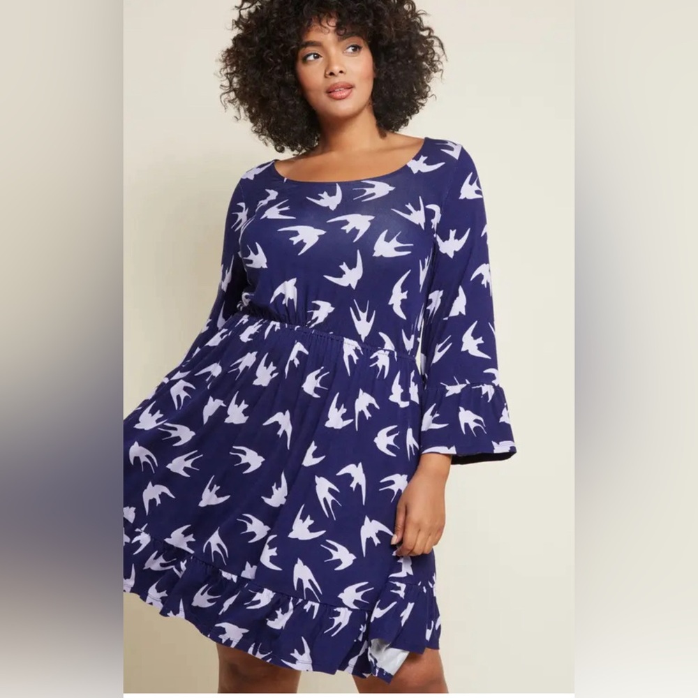 ModCloth bell sleeve bird dress